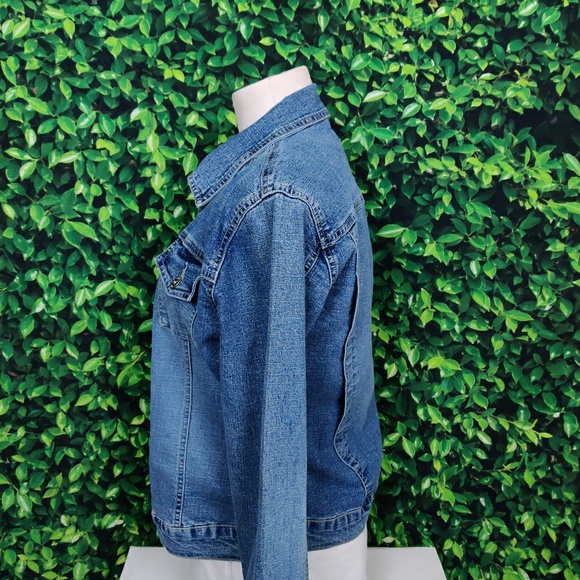 Stone Jean Jacket (Light Blue) - Picture 2 of 8